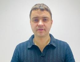 العميل Mikhail Svyatnyy