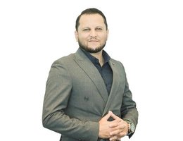 العميل Waseem Mir Iftikhar