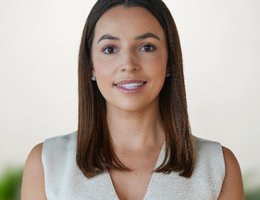 العميل Katie Narey