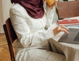 العميل Khadija NH