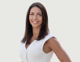 العميل Anjali Walker