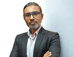 العميل Nahas Melakandiyil