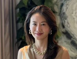 العميل Lili Zhao