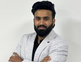 العميل Anil Manwani