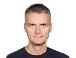 العميل Maksim Chursanov