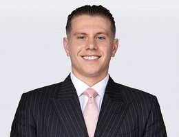 العميل Zack Rothman