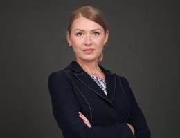 العميل Elena Volk
