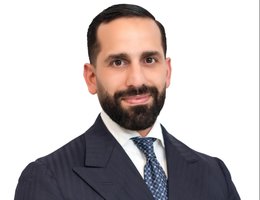 العميل Orhan Ipek