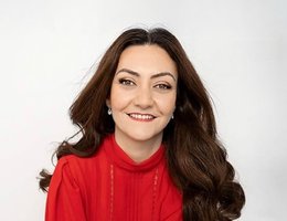 العميل Sara Pirzad