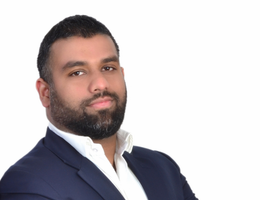 العميل Jonathon Eardly