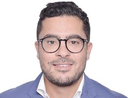 العميل Mohamad Zein
