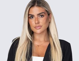 العميل Chloe Mignon