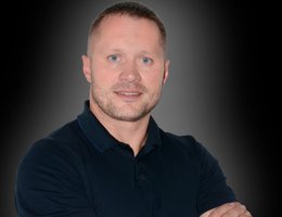 العميل Dmitrijs Geraskins