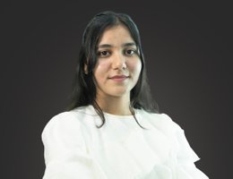 العميل Meenakshi Bhakuni