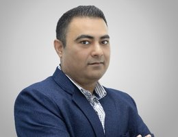 العميل Asif Mahmood 