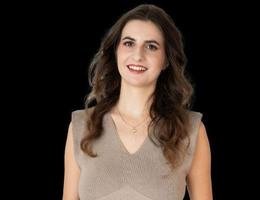 العميل Jasmin Lieb