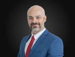العميل Daniel Jevaux