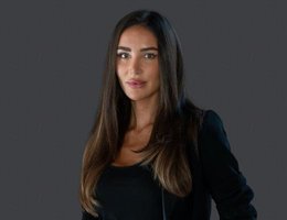 العميل Olivia Marafie
