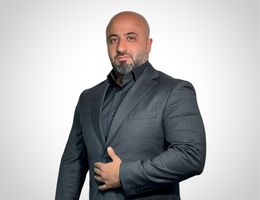 العميل Ali Taleb Safa