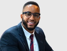 العميل Zibusiso Gilbert Mapanda 