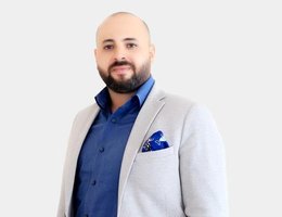 العميل Mahmoud Emam