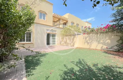 Villa - 2 Bedrooms - 3 Bathrooms for rent in Springs 12 - The Springs - Dubai