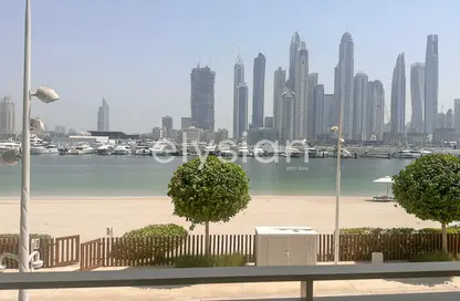 شقة - 3 غرف نوم - 4 حمامات للايجار في مارينا فيستا - إعمار بيتشفرونت - دبي هاربور - دبي