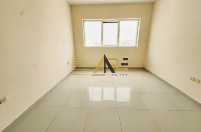 Apartment - 1 Bedroom - 2 Bathrooms for rent in Hoshi - Al Badie - Sharjah