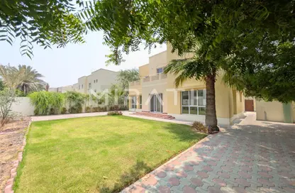 Villa - 5 Bedrooms - 6 Bathrooms for rent in Meadows 2 - Meadows - Dubai