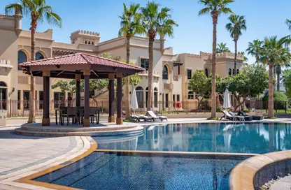 Villa - 3 Bedrooms - 5 Bathrooms for rent in Canal Cove Frond M - Canal Cove Villas - Palm Jumeirah - Dubai