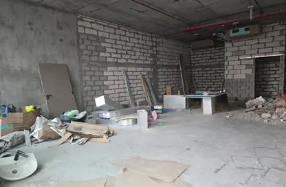 Shop - Studio for rent in Stonehenge Residence - Jumeirah Village Circle - Dubai