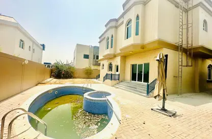Villa - 5 Bedrooms - 6 Bathrooms for rent in Umm Suqeim 2 Villas - Umm Suqeim 2 - Umm Suqeim - Dubai