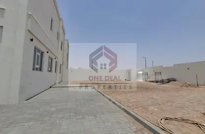 Villa - Studio - 7+ Bathrooms for rent in Al Markhaniya - Al Ain