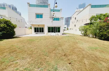Villa - 4 Bedrooms - 5 Bathrooms for rent in Circle Villas - Jumeirah Village Circle - Dubai