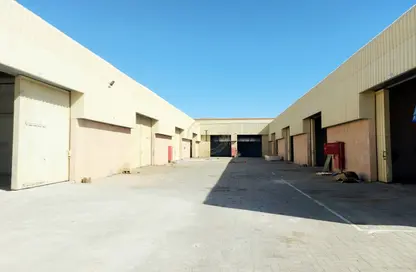 Whole Building - Studio - 2 Bathrooms for sale in Wadi AL AIN 1 - Al Noud - Al Ain