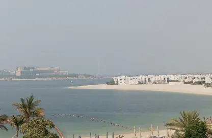 Apartment - 1 Bedroom - 2 Bathrooms for rent in Al Haseer - Shoreline Apartments - Palm Jumeirah - Dubai