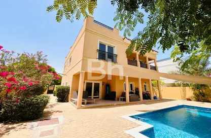 Villa - 5 Bedrooms - 6 Bathrooms for rent in The Centro - The Villa - Dubai