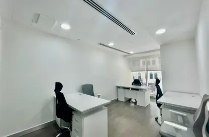 Office Space - Studio - 4 Bathrooms for rent in Hamdan Street - Abu Dhabi