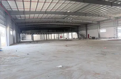 Warehouse - Studio for rent in Umm Al Thuoob - Umm Al Quwain