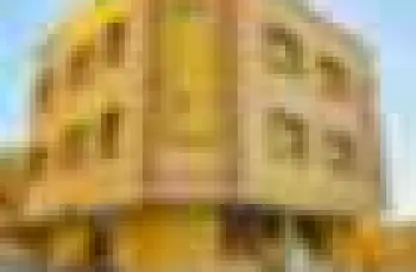 عمارة بالكامل - استوديو للبيع في طريق كورنيش عجمان - عجمان