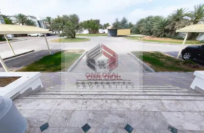 Villa - 5 Bedrooms - 5 Bathrooms for rent in Falaj Hazzaa - Al Ain