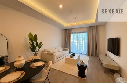 Apartment - 1 Bedroom - 1 Bathroom for rent in Central Park Building 1 - Central Park at City Walk - City Walk - Dubai