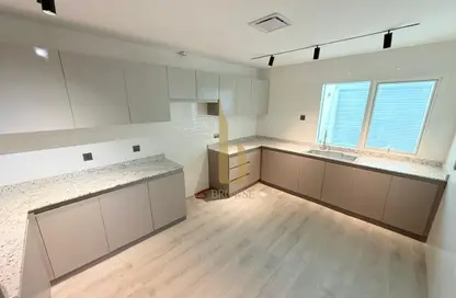 Villa - 4 Bedrooms - 4 Bathrooms for rent in Umm Suqeim 1 Villas - Umm Suqeim 1 - Umm Suqeim - Dubai