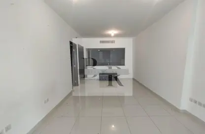 Apartment - 1 Bedroom - 2 Bathrooms for rent in Al Maha Tower - Marina Square - Al Reem Island - Abu Dhabi