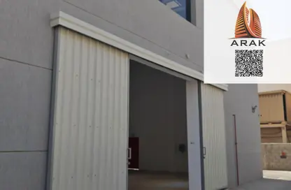 Warehouse - Studio - 2 Bathrooms for rent in Al Jurf 3 - Al Jurf - Ajman Downtown - Ajman