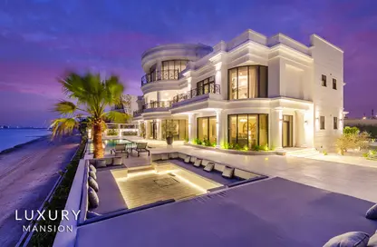 Villa - 7 Bedrooms - 7+ Bathrooms for rent in Signature Villas Frond I - Signature Villas - Palm Jumeirah - Dubai