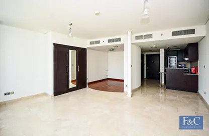 Apartment - Studio - 1 Bathroom for rent in Sky Gardens - DIFC - Dubai