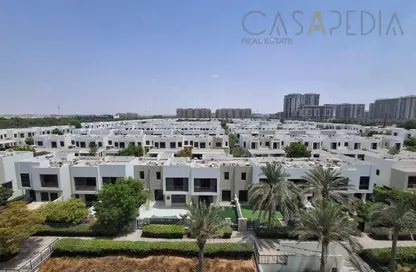 Apartment - 3 Bedrooms - 3 Bathrooms for sale in Al Yelayiss 2 - Dubai