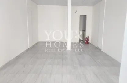 Shop - Studio - 1 Bathroom for rent in X26 - England Cluster - International City - Dubai