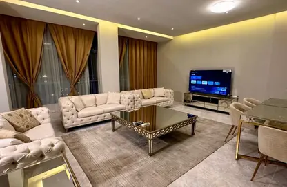 Apartment - 3 Bedrooms - 4 Bathrooms for rent in Lake Tower - Al Majaz 1 - Al Majaz - Sharjah